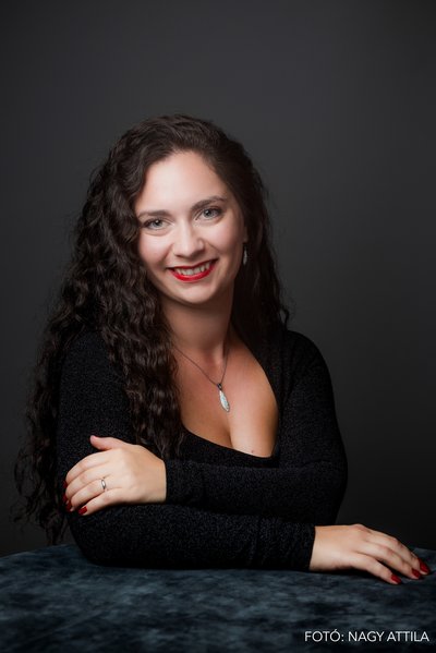 Takács Lilla (operastúdió)